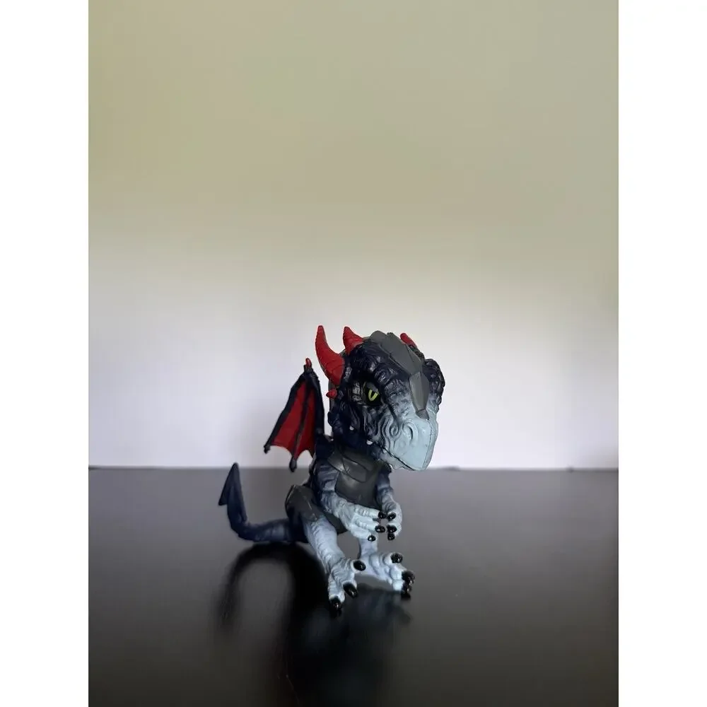 WowWee Fingerlings Untamed Dragon Shockwave Interactive Toy Figure Blue Red Horn